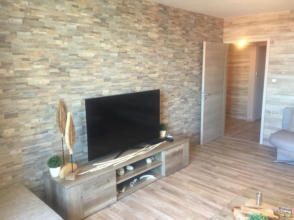 Belvarosi Deluxe Apartman Байя Екстериор снимка