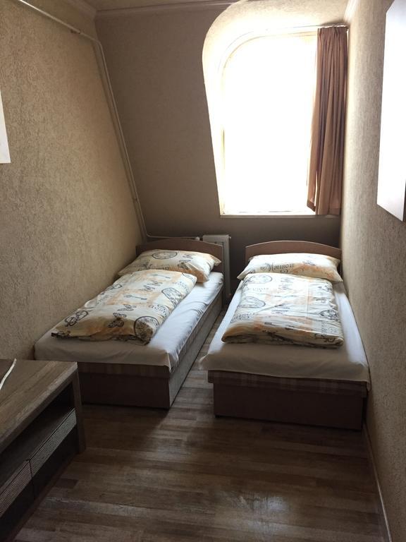 Belvarosi Deluxe Apartman Байя Екстериор снимка