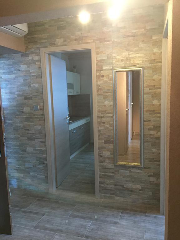Belvarosi Deluxe Apartman Байя Екстериор снимка